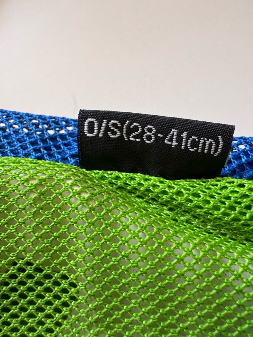 OSPREY Bright Blue Daypack with Light Blue Accent - Picture 4 of 4